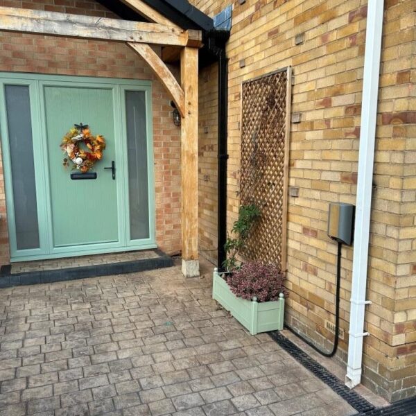 TEC Renewables IMG_4657-rotated-e1773485895612-600x600 EV Chargers  